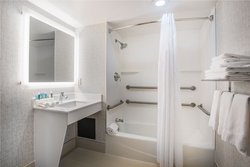  - Holiday Inn Express Downtown Albany - I-787, Exit 4