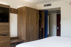  - Holiday Inn Express Downtown Albany - I-787, Exit 4