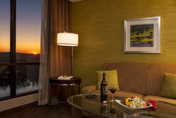  - Holiday Inn Town Lake Austin - I-35, Exit 233