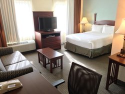  - Staybridge Suites Airport Savannah - I-95, Exit 104
