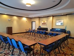  - Holiday Inn Express & Suites Royse City