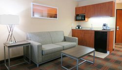  - Holiday Inn Express & Suites Elk Grove