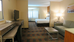  - Holiday Inn Express & Suites Elk Grove