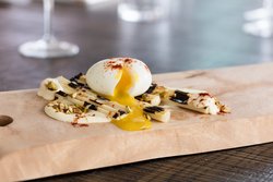  - Kimpton Seafire Resort & Spa Seven Mile Beach