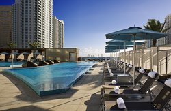 - Kimpton Epic Hotel Miami - I-95, Exit 2A & 2C