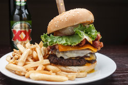  - Holiday Inn Westbank Espressway Gretna