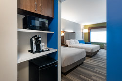  - Holiday Inn Express & Suites Queensbury - I-87, Exit 18