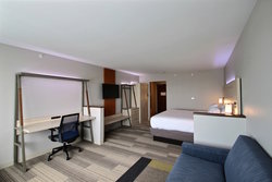  - Holiday Inn Express & Suites Fond du Lac