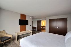  - Holiday Inn Express & Suites Fond du Lac