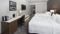  - Holiday Inn & Suites Centreville Montreal