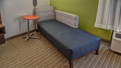  - Holiday Inn Express Medical Center Memphis