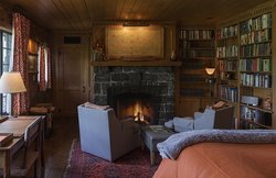  - Point Hotel Saranac Lake