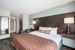  - Staybridge Suites Newark - I-95, Exit 3
