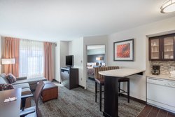  - Staybridge Suites Newark - I-95, Exit 3
