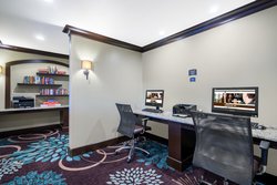  - Staybridge Suites Newark - I-95, Exit 3