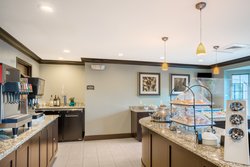  - Staybridge Suites Newark - I-95, Exit 3