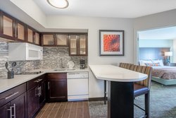  - Staybridge Suites Newark - I-95, Exit 3