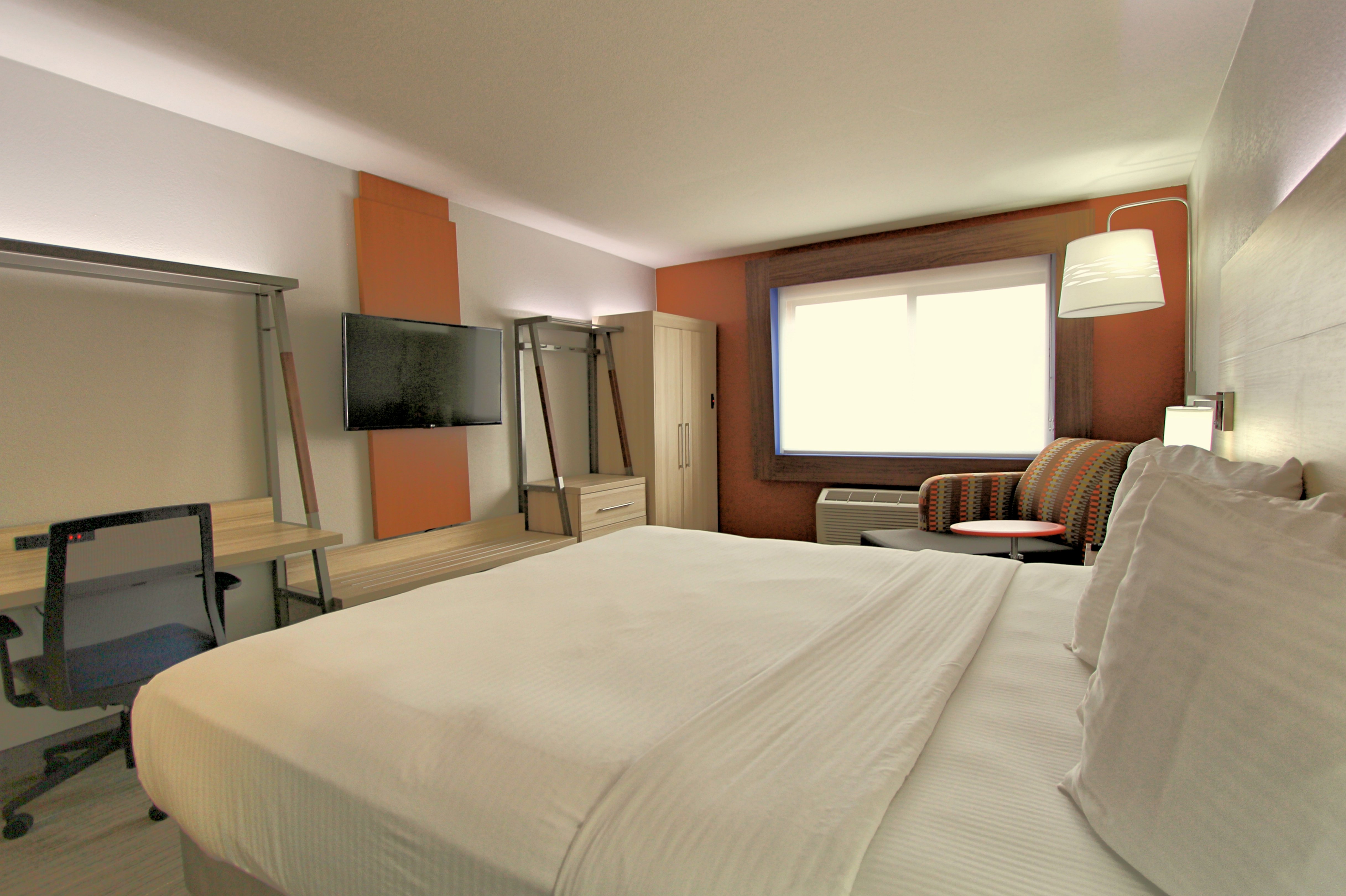 Spacious rooms with microwave and mini fridge and free WiFi