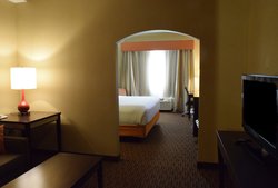  - Holiday Inn Express & Suites Watertown - I-81, Exit 45