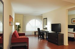  - Holiday Inn & Suites Montreal Airport Lachine