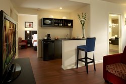  - Holiday Inn & Suites Montreal Airport Lachine