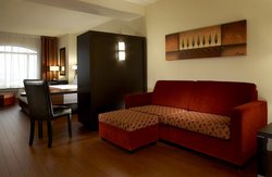  - Holiday Inn & Suites Montreal Airport Lachine