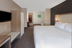  - Holiday Inn Express & Suites Brookville - I-70, Exit 21