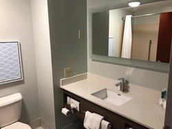  - Holiday Inn Express & Suites Brookville - I-70, Exit 21