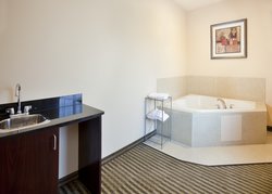  - Holiday Inn Express & Suites Guthrie