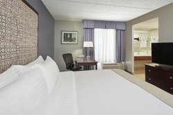  - Holiday Inn & Suites Carol Stream