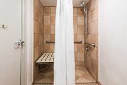  - Holiday Inn Express Miami Airport Doral