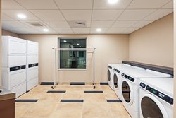  - Candlewood Suites Lenexa - I-35, Exit 224