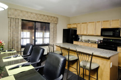  - Holiday Inn & Suites Lake Elmo - I-94, Exit 250