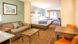  - Holiday Inn Express South Wichita - I-135, Exit 1A