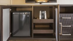  - Holiday Inn Lakewood