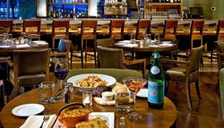  - Crowne Plaza Hotel Glen Ellyn