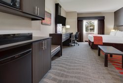  - Holiday Inn Express & Suites Naples