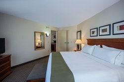  - Holiday Inn Express & Suites Flowood