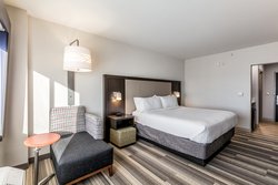 - Holiday Inn Express & Suites Northeast Jersey City