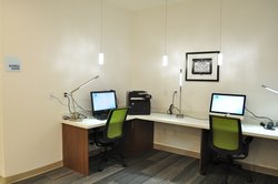  - Holiday Inn Express & Suites Price