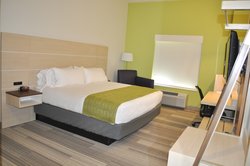  - Holiday Inn Express & Suites Price