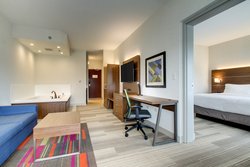  - Holiday Inn Express & Suites Aurora