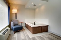  - Holiday Inn Express & Suites Aurora