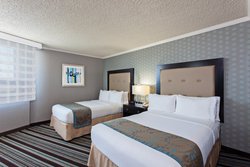  - Holiday Inn Airport Long Beach