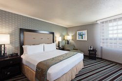  - Holiday Inn Airport Long Beach
