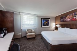  - Holiday Inn Airport Long Beach