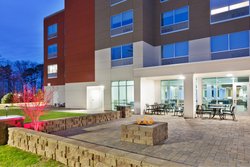  - Holiday Inn Express & Suites Cartersville