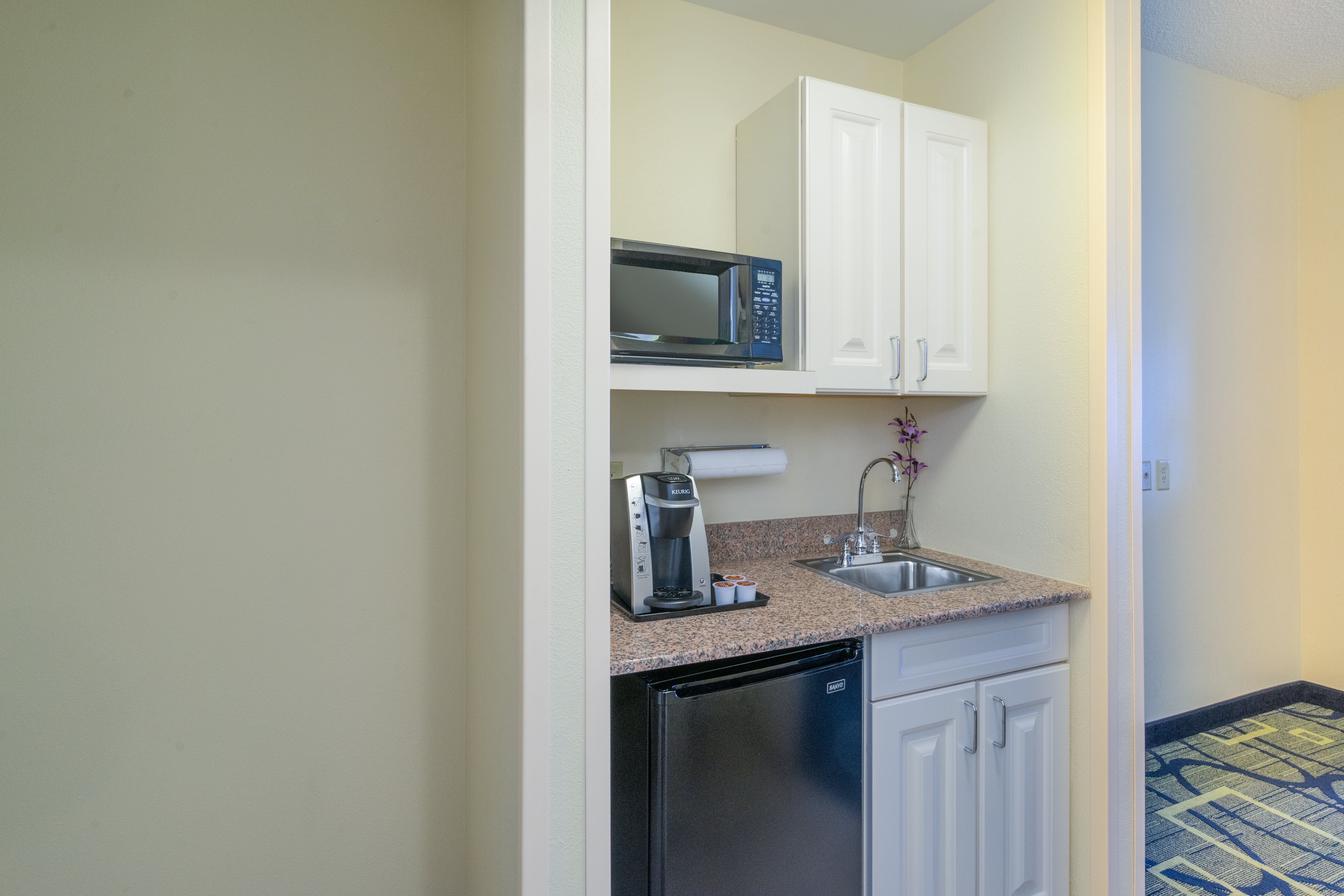 Make it easy in our executive king with a kitchenette