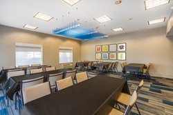  - Holiday Inn Express Bloomsburg