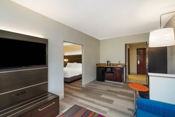  - Holiday Inn Express Bloomsburg